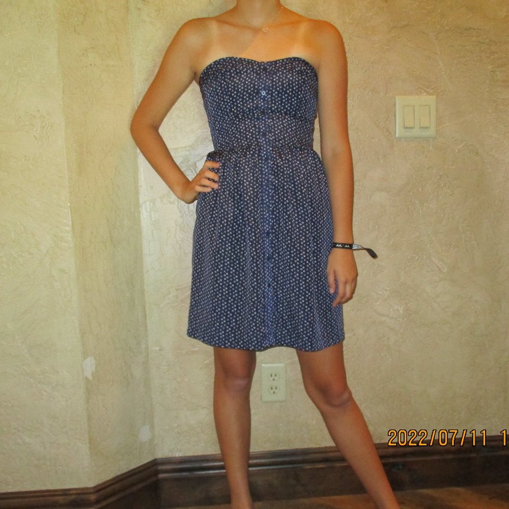 Navy blue strapless dress
